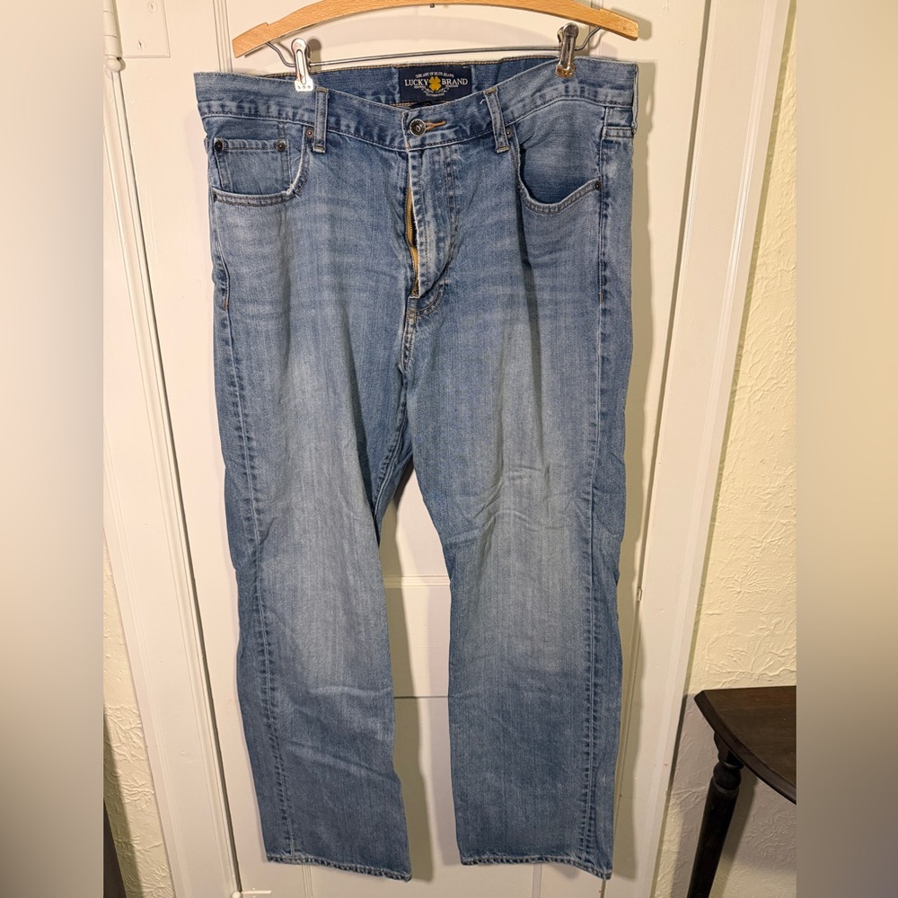 Lucky Brand Men's Light Blue Straight Jeans